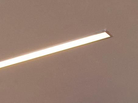 Molto Luce LOG IN Aluminium eloxiert Mikroprisma L=1172mm LED 26W warmweiß 