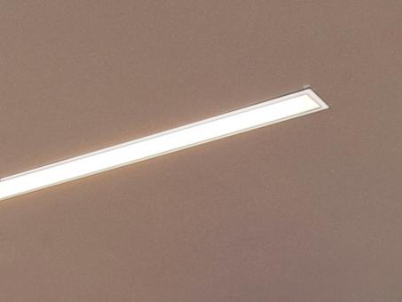 Molto Luce LOG IN weiß Mikroprisma L=1457mm LED 32W neutralweiß 